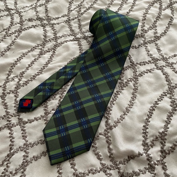 Rooster Neck Tie - Picture 2 of 4